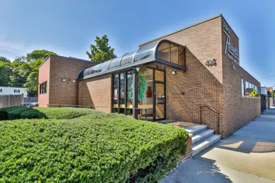 436 Lincoln Ave 1