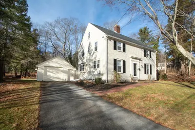 22 Red Gate Ln #1 1