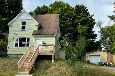202 Cedar Street 1