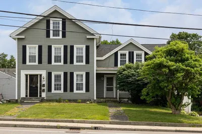1117 Main St 1