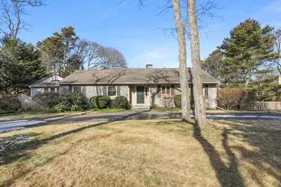 14 Red Brook Harbor Rd