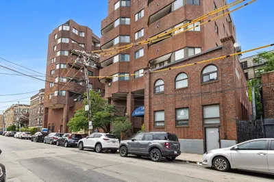 147 Kelton St #510 1