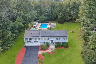 6 Deer Run Rd
