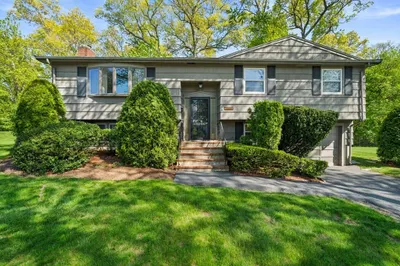 129 Devon Rd