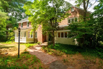 95 Tower Road