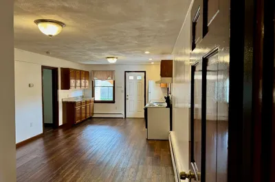 19 Central St #1