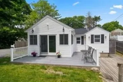 89 Lewis Rd 1