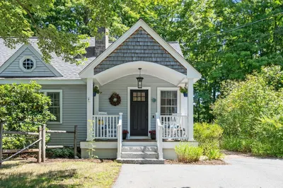 6 Whitcomb Ave 1