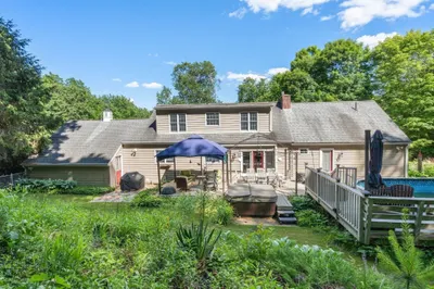 12 Hillside Dr 1