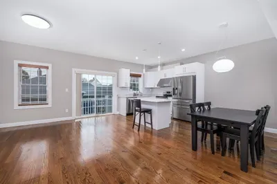 21 Bellevue Ave #2
