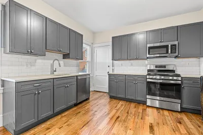 66 Adams St #2