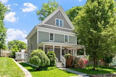 15 Bennett St