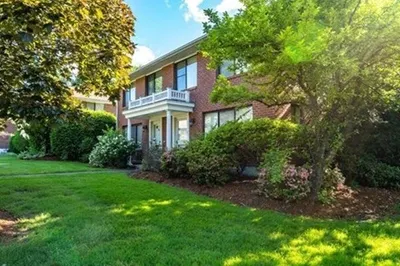 73 Barrett Street #1031 1