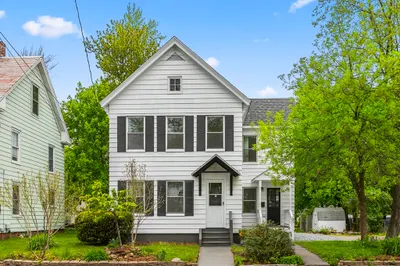 37 Priest St 1
