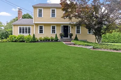 3 Village Ln 1