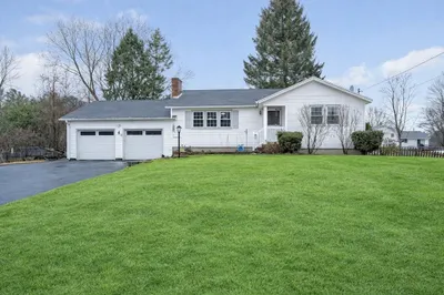 7 Douglas Dr 1