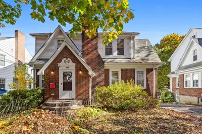 303 Russett Road