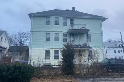 65 W Cole St 1