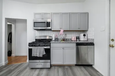 20 Cottage St #3R 1