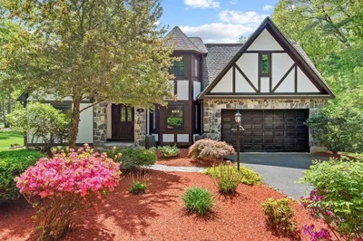 45 Chapin St