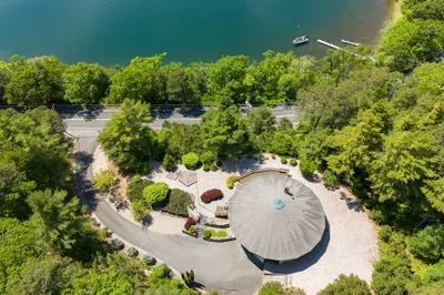 196 Herring Pond Rd 1