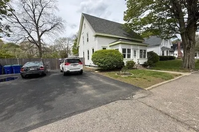 203 North Ave 1