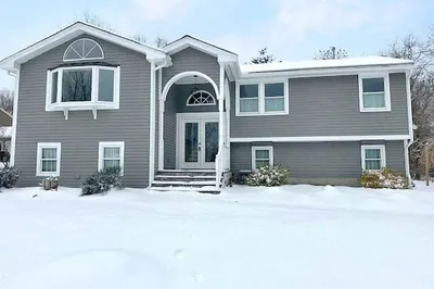 45 Kendall Hill Rd 1