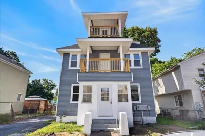 229 Quincy St 1
