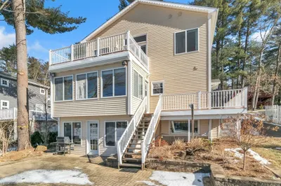 33 Shore Dr 1