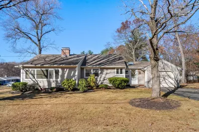 114 E. Gooseberry Rd 1