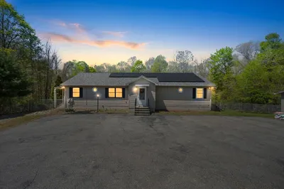 1 Woodmere Rd 1