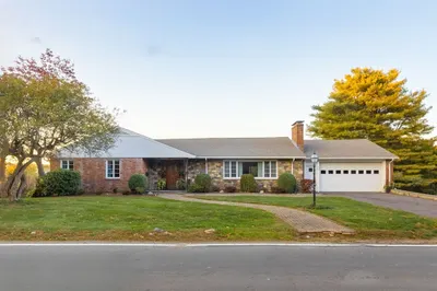 464 Dudley Rd 1