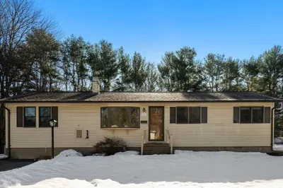 53 Regal St