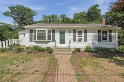 11 Fuller Road 1