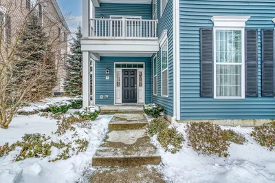 7 Moses Wheelock Ln #7 1