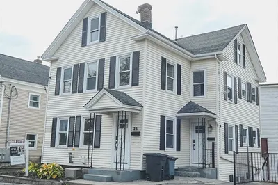 26 Maple St 1