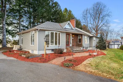 12 Gracewood Rd 1