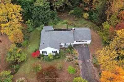 92 Cottage St 1