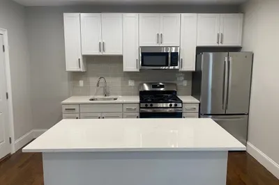 21 Mt Vernon St #3
