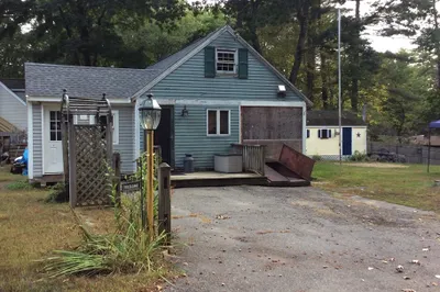 18 Fuller Ave