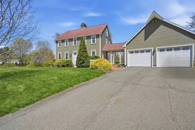 32 Rolling Meadow Ln 1