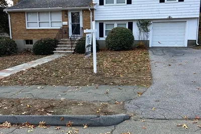 21 Athens Dr