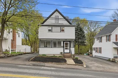 374 Whiting Ave