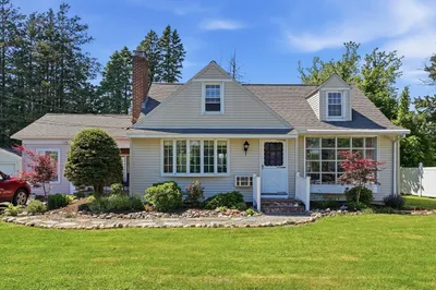 375 River Rd 1