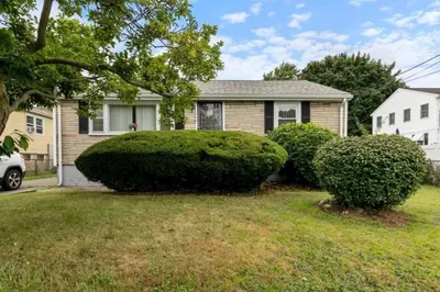 164 Conant St