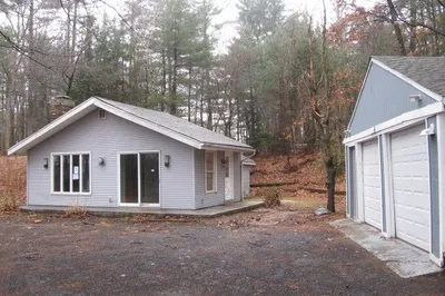 200 Hillside Rd
