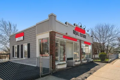 443 Mount Auburn St 1