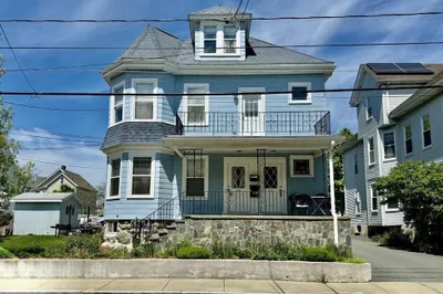 240-242 Brown Street #242