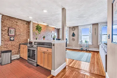 25 South Street #4 1