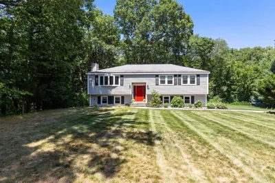 199 Ash St 1